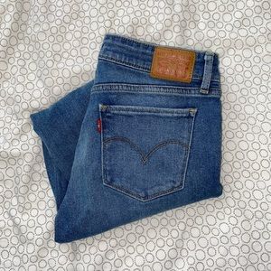 Levi’s 711 Skinny Jean